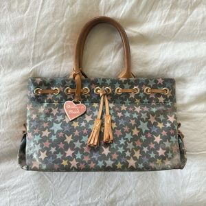 EUC vintage black stars dooney & bourke handbag